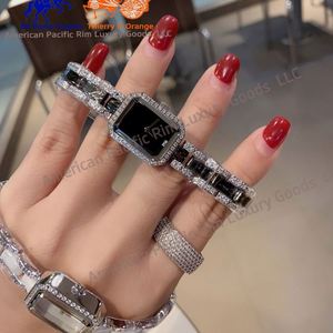 Hot Sale Premium Women's Quartz <b>Watch</b> Light Luxury Square Dial 32mm Alloy <b>Case</b> Retro Glass Antique Business Versatile 20mm Band - Product Image 3