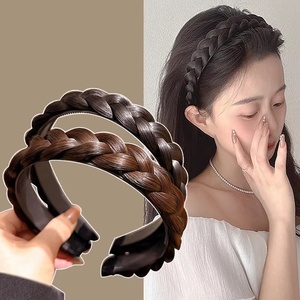 Serre-tête tressé en queue de poisson pour <span class=keywords><strong>femme</strong></span>, ornement capillaire tressé en maille torsadée, style doux, haute qualité - Product Image 2
