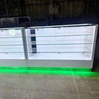 Vitrine de présentation en verre sur mesure pour accessoires de fumée, mobilier de présentation pour magasin de tabac, comptoir de présentation pour magasin de fumée