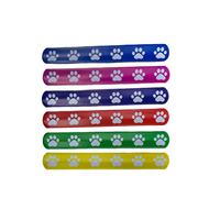 Nouveau Bracelet à Anneau à Pression en PVC Imprimé Numérique Motif Patte de Chat Dessin Animé Art Populaire 6 Couleurs Marque LIn Xu Mz-1 pour les Fêtes/ Employés
