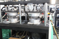 MSL600Y Hoge Snelheid Dubbelstation Papieren Bordschijfmachine 110 stuks/min Hydraulische Schotelvormende Apparatuur