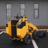 Vendita calda di 400KG Diesel Skid Steer Loader cina compatto cingolato con cambio e motore per la foresta pacciamatura falciatura