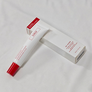 Nueva Crema Aislante Mate Onne Sizz de 30 ml, Control de Grasa con Escualeno, Duradera, Oculta Poros, Blanqueadora, Iluminadora del Tono de Piel - Product Image 4