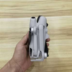 Dron Prosumer Mini 4 Pro Fly More Combo 4K UAV con Control Remoto Wi-Fi, Control por Aplicación, Plegable, 249g, Plástico - Product Image 5