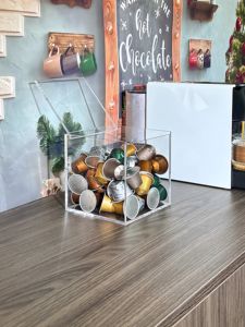 Acryl op maat gemaakte, zeer transparante, stofdichte display-vierkante capsule voor koffie, cosmetica en bureau-opbergdoos, JXD merkmodel - Product Image 3