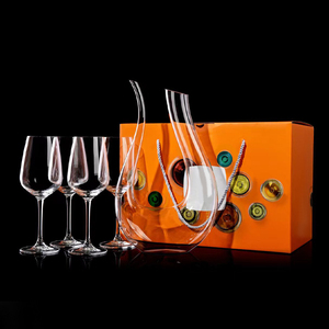 Bộ quà tặng khuyến mãi của Novelty Company: 4 ly rượu pha lê không chì 1400ml, bình rót rượu hình chữ U thổi thủ công và bộ ly rượu - Product Image 5