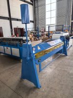 Machine à plier les bords de conduits manuelle JLKJ, adaptée au pliage des tôles en fer galvanisé, épaisseur de tôle applicable : 0,3-1,5 mm.