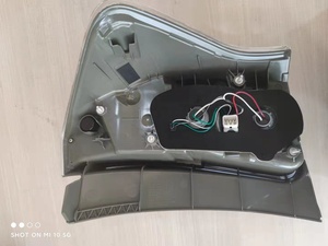 Pièces automobiles très vendues, nouveau style 81561-47272, feu arrière pour Toyota <span class=keywords><strong>Prius</strong></span> V 2012 ZVW40 - Product Image 5