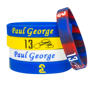 Bracelets de sport en <span class=keywords><strong>silicone</strong></span> élastique durables pour le basketball, vente en gros - Product Image 1