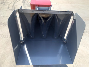 Trituradora de madera y procesador de leña para tractor, modelo BL80, compatible con la normativa de la UE, con rodamientos de alta resistencia. - Product Image 3