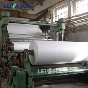 1557mm hoàn thành thiết lập dây chuyền sản xuất máy giấy vệ sinh đầy đủ máy làm khăn ăn tự động