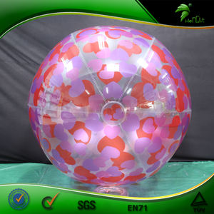 Pelota de Playa Inflable Transparente de PVC Personalizada HONGYI, Globo Transparente con Impresión de Corazón Rosa y Esfera - Product Image 6