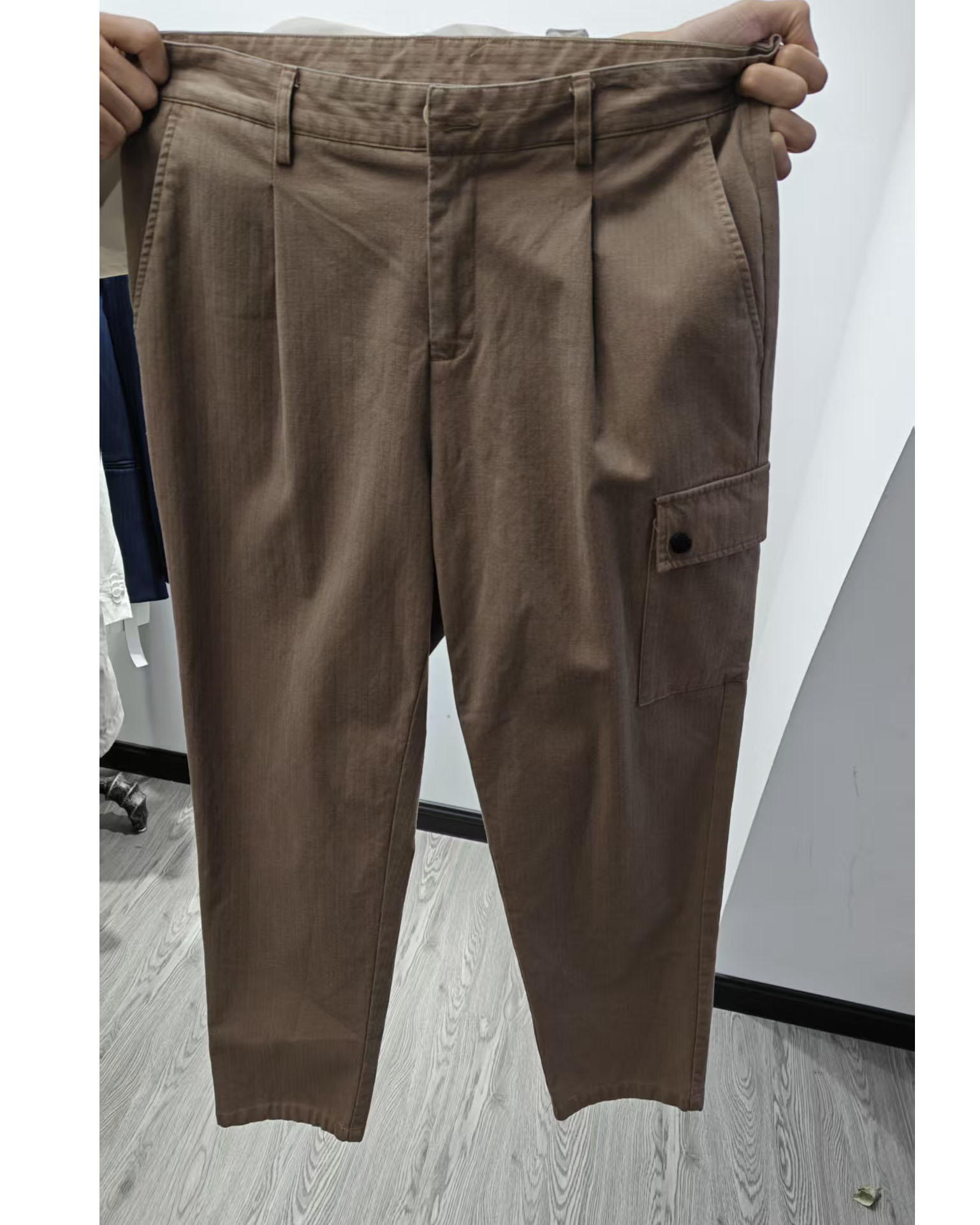 สีน้ำตาล