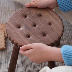 Taburete de madera maciza de nogal negro de 23 pulgadas, taburete redondo moderno hecho a mano para el hogar, muebles para sala de estar - Product Image 3