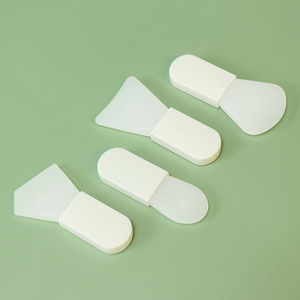 Mini Soft Silicone Face Mask Brush Short Handle Facial Clay Mask <b>Applicator</b> - Product Image 1