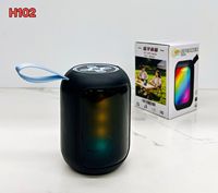Harga Pabrik H102 Lampu LED Berkedip Speaker BT Portabel Nirkabel Suara Keras Bulat Karaoke Pesta Mini Speaker 5W Bass