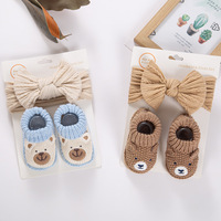 Chaussettes pour nouveau-nés et tout-petits les plus vendues avec bandeau assorti, chaussettes antidérapantes respirantes en acrylique tricoté à motif de dessin animé pour bébé