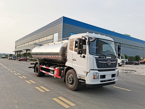 Réservoir de lait frais Dongfeng 13.5CBM, transporteur d'eau potable/lait en acier inoxydable-4x2 Diesel, Nuevo Para <span class=keywords><strong>Am</strong></span>érica <span class=keywords><strong>Del</strong></span> Sur - Product Image 2