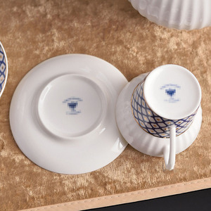 Service à thé de luxe élégant en porcelaine fine avec bordure dorée, idéal pour le café filtre artisanal – Vente en gros usine - Product Image 6