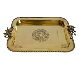 Plateau de fantaisie de plateau de concepteur de frontière nervurée par laiton avec la conception moderne et de luxe pour la décoration à la maison et l'usage de cuisine - Product Image 1