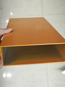 Batten en aluminium de grain de bois de revêtement en métal/tube carré pour le revêtement de mur extérieur - Product Image 6