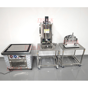 Machine de remplissage manuelle pour rouge à lèvres avec mélangeur chauffant et trémie pour le remplissage à chaud de rouges à lèvres, baumes à lèvres et cosmétiques - Product Image 6