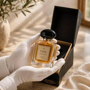 Manufacturer 30ml 50ml 100ml Custom Perfume <b>Bottle</b> with Gold Label Black Cap Luxury Perfume <b>Bottle</b> - Product Image 6