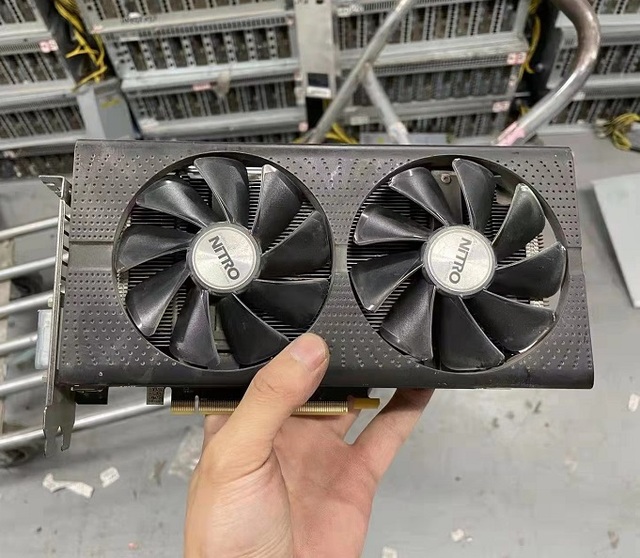 Used RX580 8GB Desktop Gaming GPU GDDR5 Video Graphics Card for Workstation Laptop 256-Bit Memory Interface with Fan Cooler