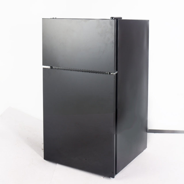 BC89 Home and Hotel 90l Apartment Refrigerator With Small Freezer