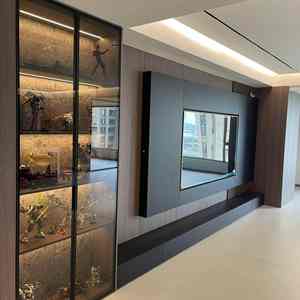 Meuble TV moderne en bois avec support réglable et rangement pour salon, chambre, bureau, hôtel, style panneau - Product Image 1