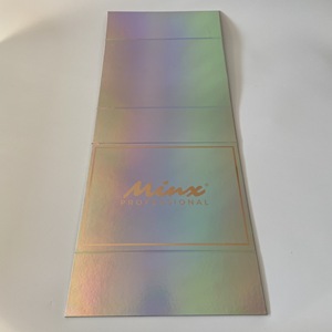 Boîte cadeau pliante holographique professionnelle Minx, emballage personnalisé en carton - Product Image 2