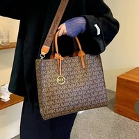 Sac fourre-tout tendance en PU avec fermeture éclair, grande capacité, sac à main à la mode, sac bandoulière polyvalent, sac à bandoulière large pour femme