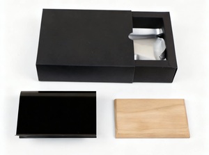 Diffuseur d'air frais pour voiture en bois au design populaire avec évaporation naturelle et parfum longue durée - Kit de personnalisation d'arômes - Product Image 5