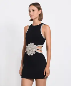 Brillant strass femmes robe sans manches métal lourd cristal fleur coupe ajustée club robes de soirée 2024
