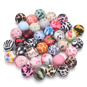 Perles rondes en silicone imprimées par transfert à l'eau motif léopard de 15 mm en gros pour la fabrication de chaînes de sucettes et de jouets de dentition pour bébés, fournitures d'artisanat - Product Image 1