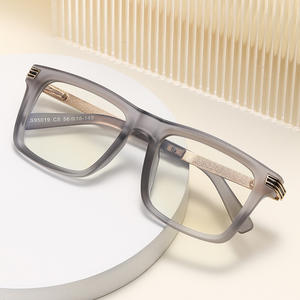 Lunettes de soleil carrées ZS-95019 pour hommes, verres PC noirs, protection UV400, classe 2, monture en métal, design tendance - Product Image 3