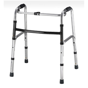 Déambulateur réglable en hauteur pour personnes âgées, aide à la mobilité avec support à quatre pieds - Product Image 1