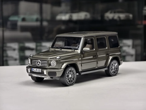 <span class=keywords><strong>NOREV</strong></span> <span class=keywords><strong>1</strong></span>:<span class=keywords><strong>18</strong></span> z G500 2024 SUV <span class=keywords><strong>Voiture</strong></span> tout-terrain Modèle en alliage Cadeau de collection - Product Image 5