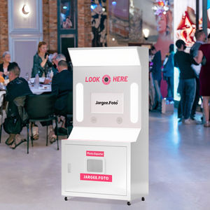 JoyFunplay Factory : Machine de vente automatique de photomaton intelligent avec IA pour l'impression instantanée d'autocollants photo personnalisés Instagram - Product Image 3