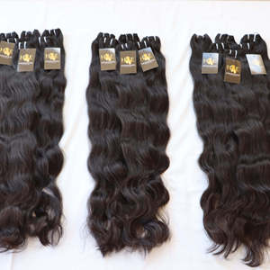 Vente en gros de cheveux vierges cambodgiens bruts vendeurs de paquets de tissage ondulé à cuticules alignés cheveux humains en vrac bouclés non traités - Product Image 3