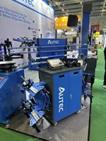 Máquina de Alineación de Ruedas 3D AUTEC ATW-A30, Pantalla Digital LED de 43'', Fuente de Alimentación de 220V, Garantía de 12 Meses, Cámara de 5MP, Precisión de 0.02 Toe