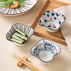 Japanese Retro Floral Shaped Ceramic Sauce Dish Flower Edge Small Appetizer Snack Bowl Support Wholesale Custom - Product Image 2