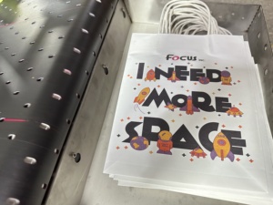 Sóng máy in cho cốc giấy kraft Túi giấy carton hộp máy in phun kỹ thuật số duy nhất vượt qua máy in - Product Image 3