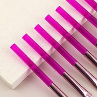 Ensemble de pinceaux de maquillage professionnels 10 pièces avec manche coloré à la mode fond de teint pinceau et application d'ombre à paupières pour les lèvres