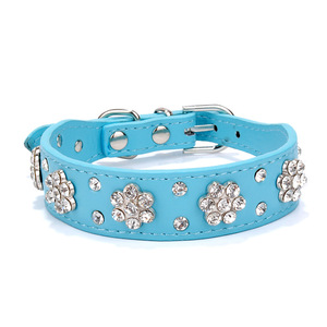 Collar de lujo para mascotas de PU con incrustaciones de joyas de flores de diamantes característica de liberación rápida para perros gatos - Product Image 3