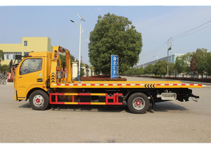 Camión Grúa de Plataforma Plana Dongfeng 4x2 de 3-5 Toneladas, Camión de Remolque con Plataforma Deslizante, Vehículo de Rescate en Carretera para la Venta - Product Image 3