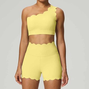 Ropa de mujer Ropa de gimnasio Ropa de entrenamiento Sujetador deportivo dinámico de un hombro Cintura alta Esculpir Biker Short 2 piezas Conjuntos de yoga - Product Image 4