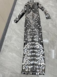 Produits en gros en vrac robes noires pour femmes robes de soirée col haut à manches longues tissu à paillettes argentées - Product Image 6