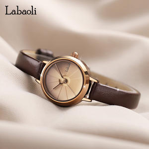 Montre à Quartz artistique rétro pour femmes Style rond simple et frais étanche avec bande en acier inoxydable pour la mode d'affaires étudiante - Product Image 2