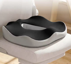 Coussin de siège ergonomique en mousse à mémoire de forme, base antidérapante avec ventilation creuse pour soulager les douleurs du coccyx, pour chaise de bureau ou de voiture - Product Image 3